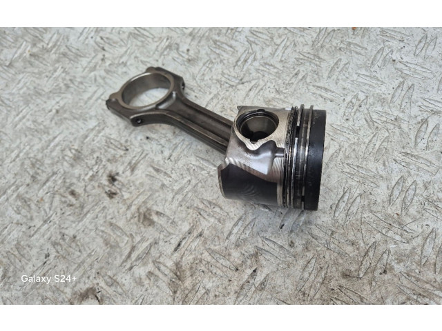  Поршень с шатуном  D4FC, CK31  KIA Rio  