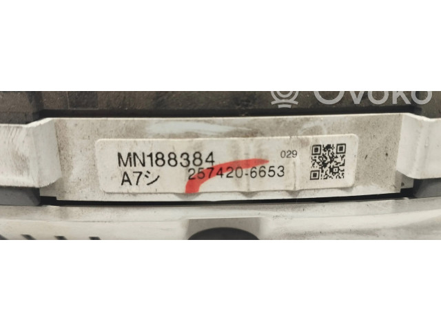 Панель приборов MN188384, 2574206653 Mitsubishi Grandis
