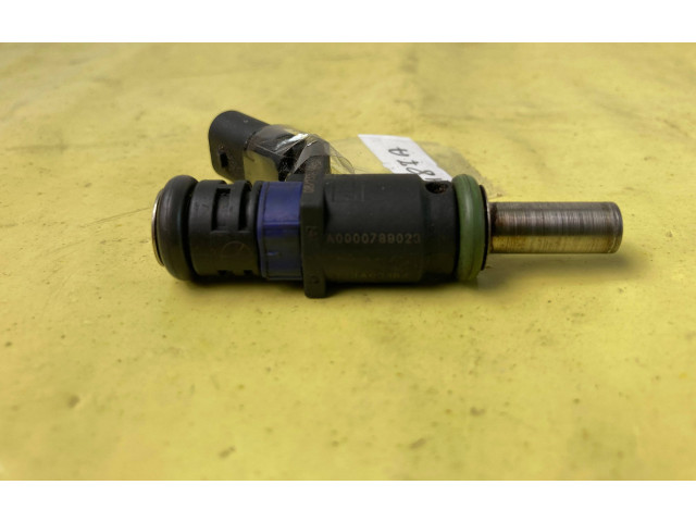 Vstřikovací lišta A0000789023 Mercedes-Benz B W245