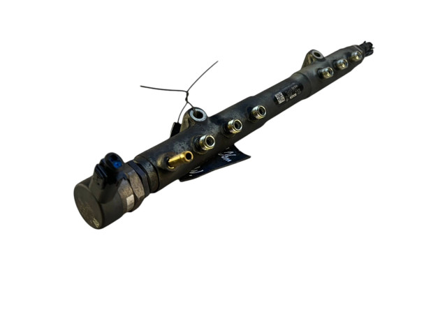 Топливная рампа 30757146, 005424L2   Volvo V70  