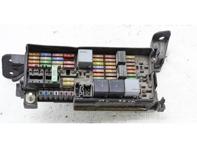 Pojistková skříňka a1645400272 Mercedes-Benz ML W164 2007