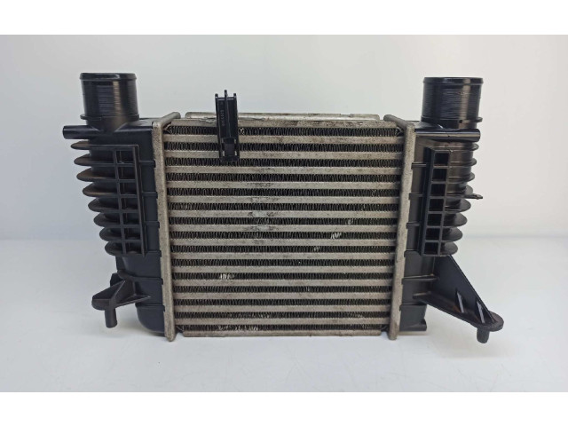 Интеркулер  8200471885B, 8200471885   Renault Clio III 