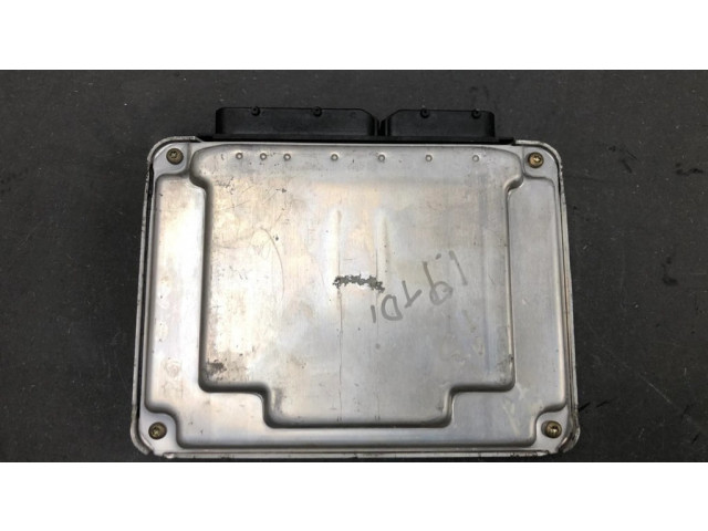 Блок управления двигателя 038906012BB Audi A3 S3 8L