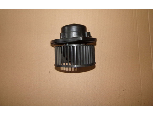 Вентилятор печки EA31530350 Suzuki Ignis