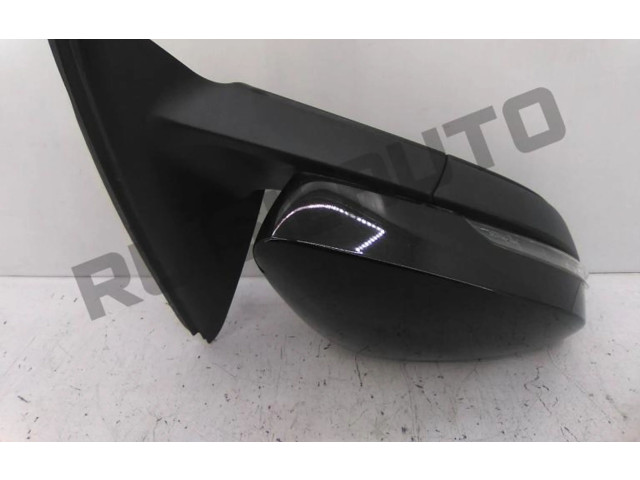 Зеркало электрическое Skoda Octavia Mk3 (5E) 2013 - 2019 года