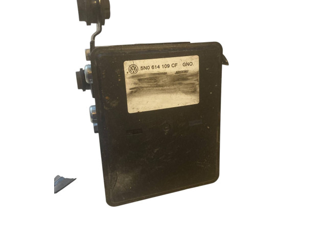 Блок АБС 5N0614109CF, 5N0614235E Audi Q3 8U 2011 - 2016 года