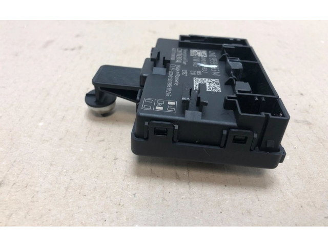 Блок управления центрального замка 4M0959593M, 4M0959593M Audi e-tron