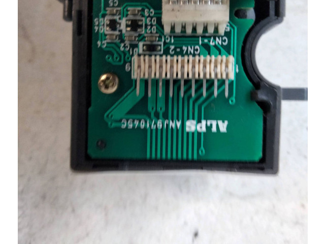 Ручка стеклоочистителей 30798590 Volvo XC90