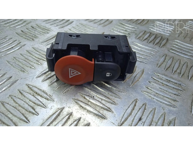 Включатель аварийных фонарей