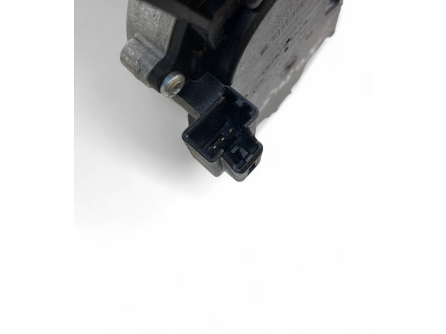 Моторчик заднего дворника 31349380    Volvo XC90