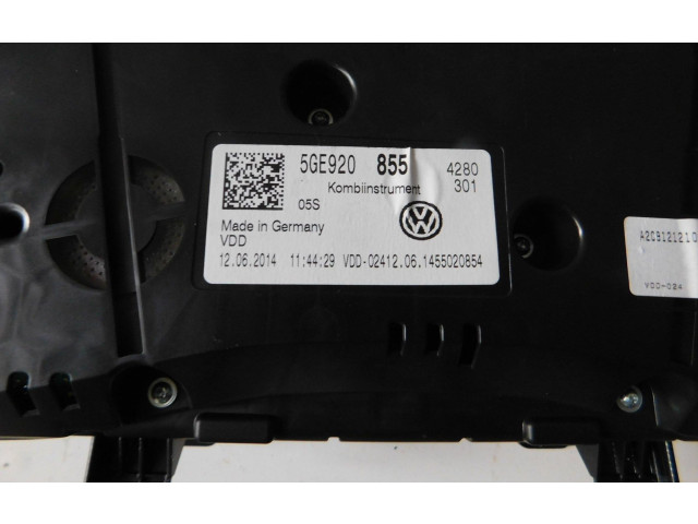 Дисплей Volkswagen e-Golf