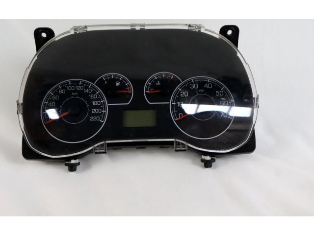 Панель приборов Y50001   Fiat Grande Punto       