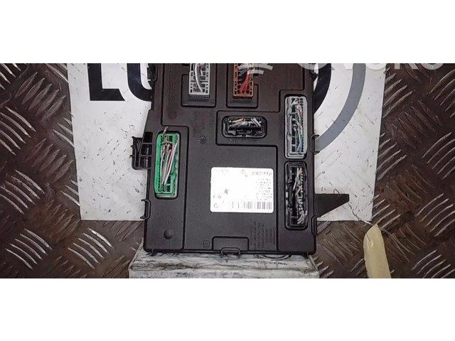 Pojistková skříňka Řídící jednotka BSM 284B14565R Renault Megane IV 2018