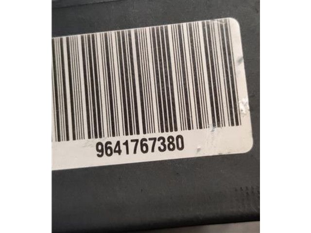 Блок АБС 9641767380, 9641767380 Citroen C5 2001 - 2004 года