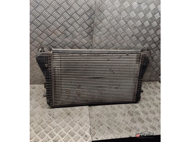 Интеркулер  1k0145803l   Skoda Octavia Mk2 (1Z) 