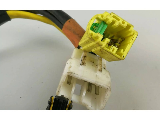 Подрулевой шлейф SRS    Subaru Forester SG