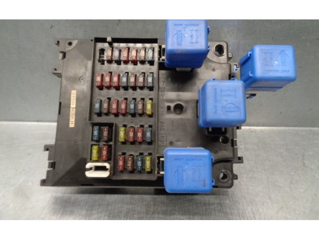 Pojistková skříňka Řídící jednotka BSM 243502N300H Nissan Almera 1999