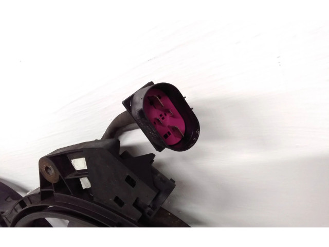 Вентилятор радиатора     4F0121003K, 0130303979    Audi A6 S6 C6 4F 