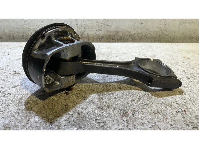 Поршень с шатуном Dodge Challenger для бензинового двигателя 6.4