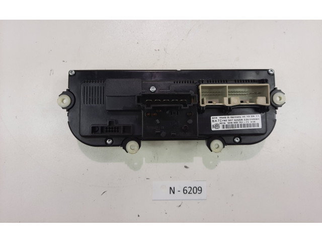 Блок управления климат-контролем 1K8907426BA Volkswagen Golf VI