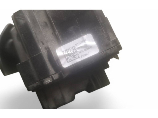 Ручка стеклоочистителей E1109569   Dacia Logan II