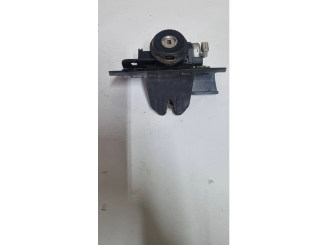 Zámek zadních dveří Mercedes-Benz E W210 1997