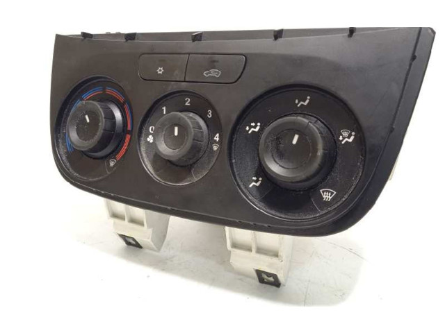 Модуль блока управления кондиционером 735498657 Opel Combo D