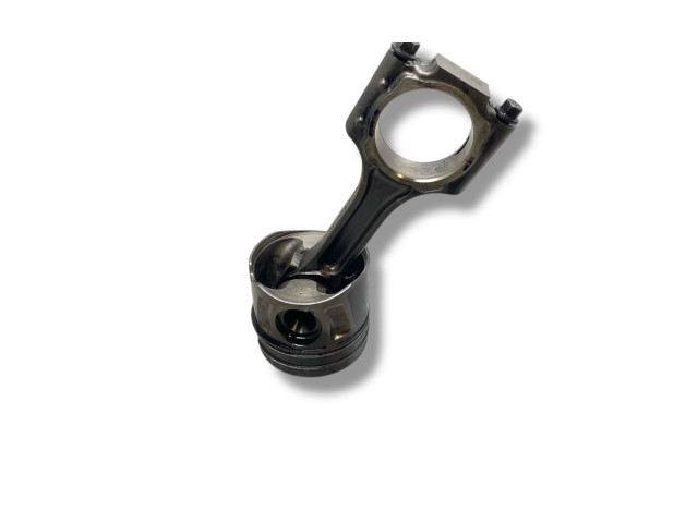 Píst A22DM Opel Antara A 22 DM