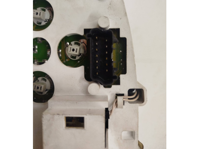 Přístrojová deska Chrysler Voyager 2002 R825AF, P04685825AF