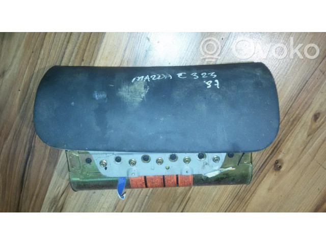 Подушка безопасности пассажира UT1230102   Mazda 323