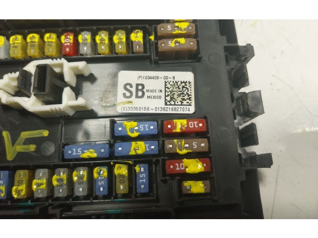 Pojistková skříňka Řídící jednotka BSM 103440900B Tela Model S 2017