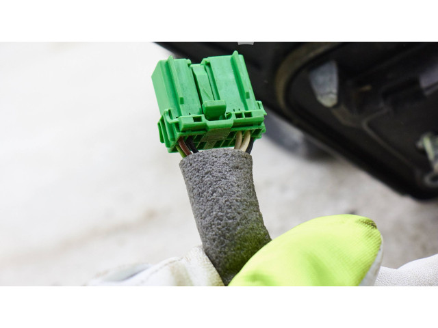 Зеркало электрическое        Volvo V70  2000 - 2004 года   