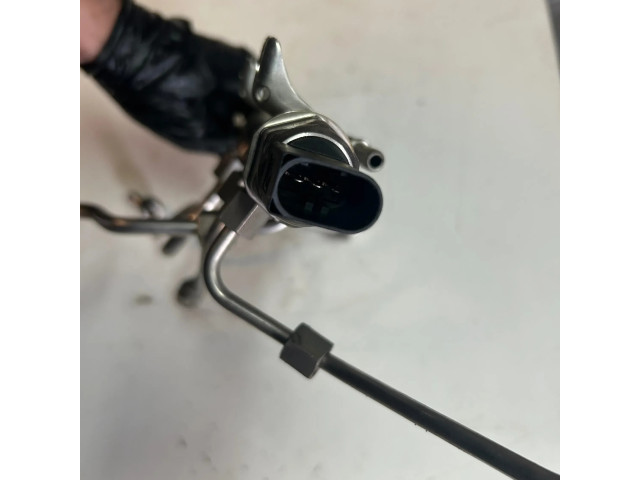 Vstřikovací lišta BMW 3 E92 E93 pro benzínový motor 2.0