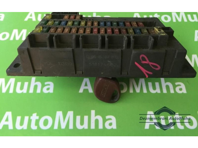 Блок предохранителей 154249080501, 518174602 Rover 75