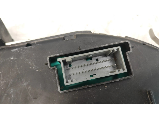 Přístrojová deska  Renault Megane II 2004 8200306552A  