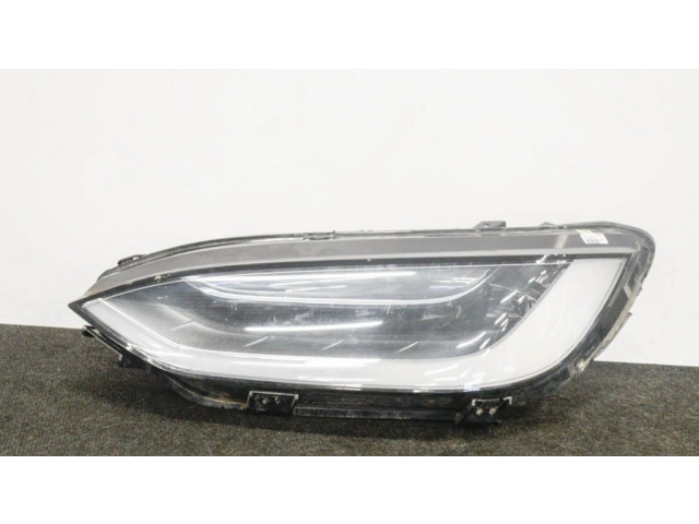 Передняя фара