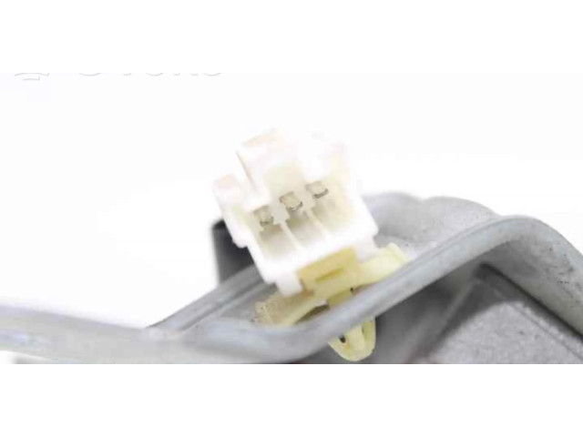 Моторчик заднего дворника 95152637 Chevrolet Spark