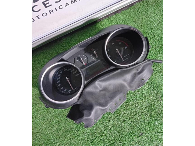Панель приборов 50555161, 50555161 Alfa Romeo Giulietta