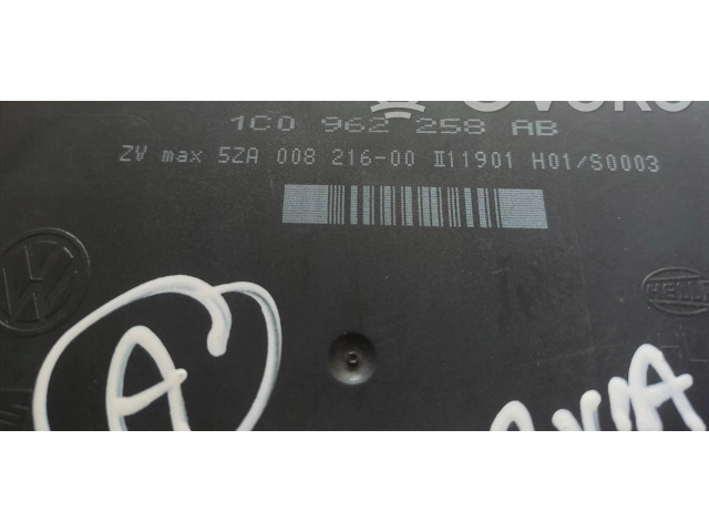 Блок комфорта 1C096258AB Skoda Octavia Mk1 (1U)