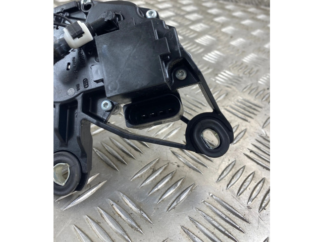 Моторчик заднего дворника 1T0955711D Volkswagen Caddy