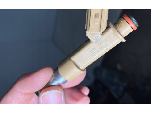 Vstřikovač 2325037010 Toyota Prius (XW30) 2ZR