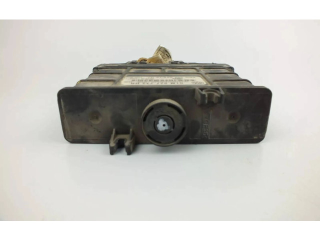 Блок управления коробкой передач 01M927733HR   Volkswagen Golf IV