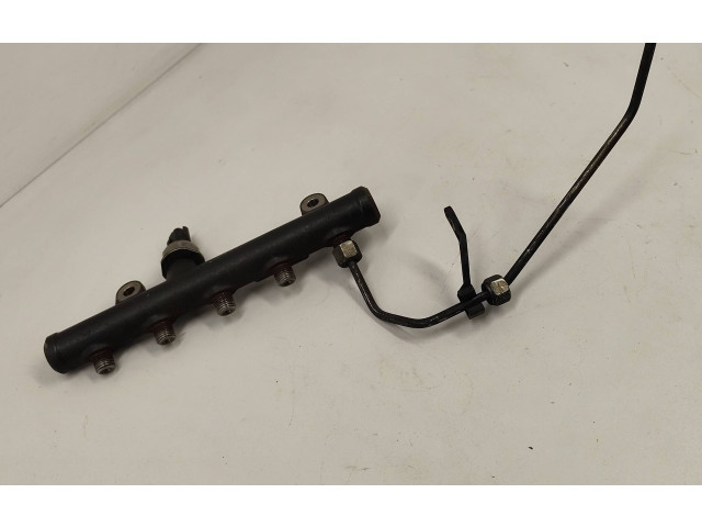 Топливная рампа 9654726280, 060400431 Citroen C5