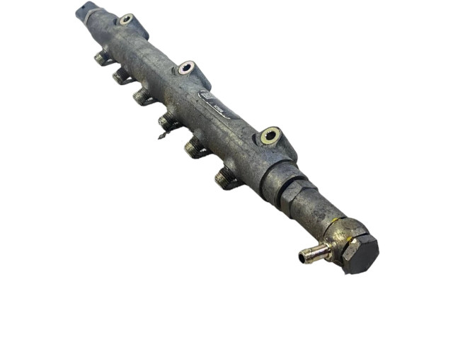 Топливная рампа 30622085, 000739L1   Volvo XC90  