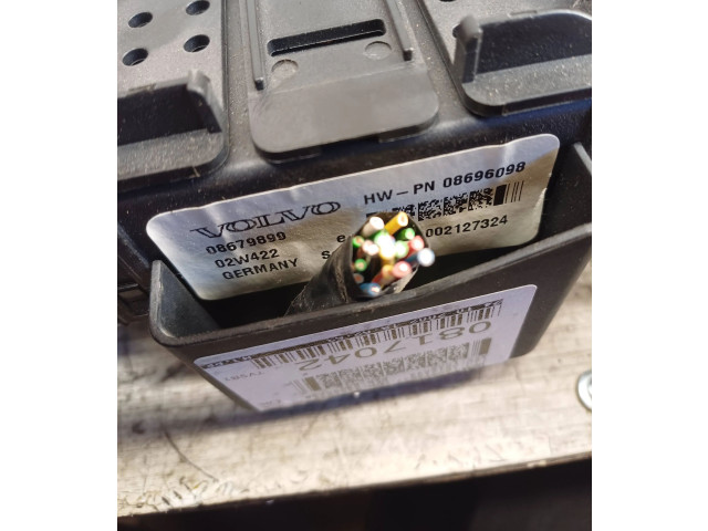 Блок предохранителей  000002127324, 08679899   Volvo XC90    