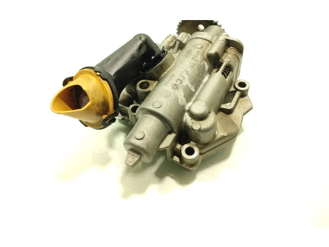 Масляный насос  CAVG 04E115103C  Audi A1 