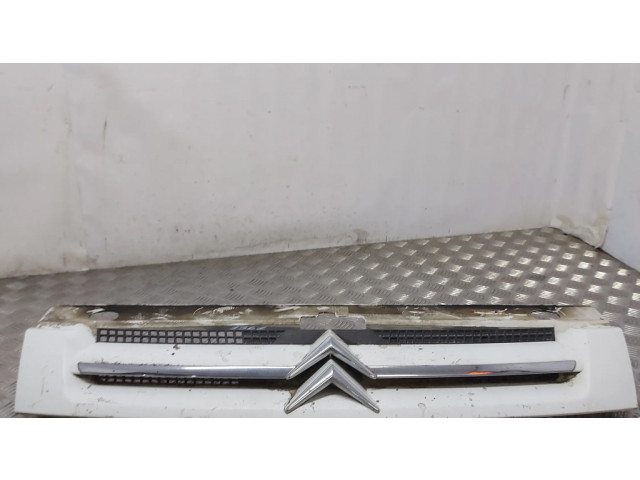 Верхняя решётка Citroen Berlingo 2003-2007 года 9644758177