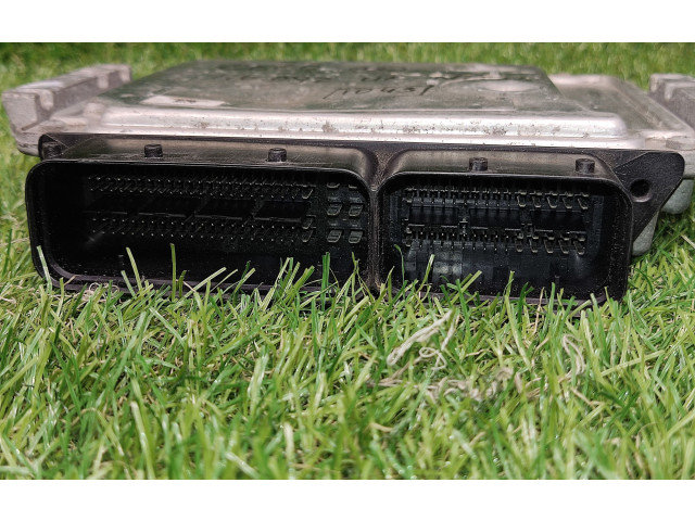 Блок управления двигателем Блок управления 391112A952, 0281019360   KIA Ceed