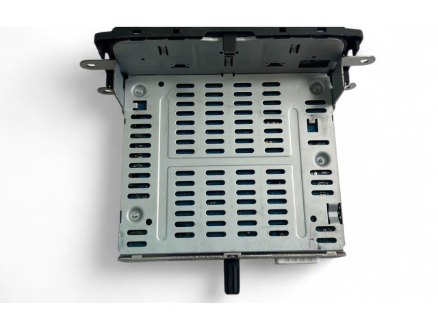 Радио/ проигрыватель CD/DVD / навигация 281152011R Dacia Dokker