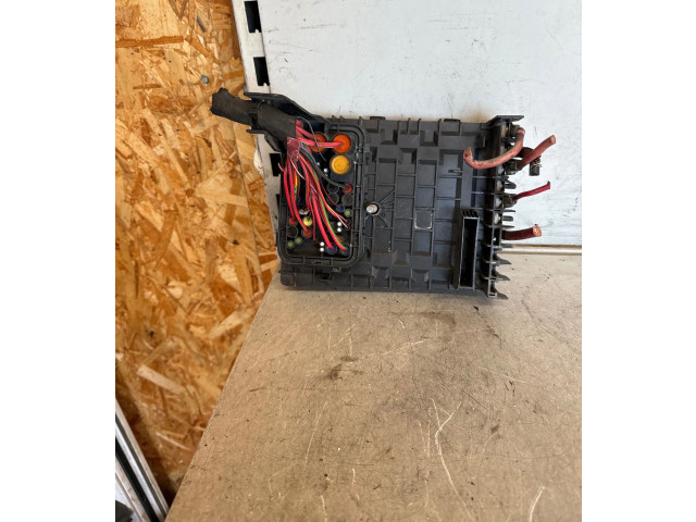 Блок предохранителей 1K0937629A, 17033902 Skoda Octavia Mk2 (1Z)